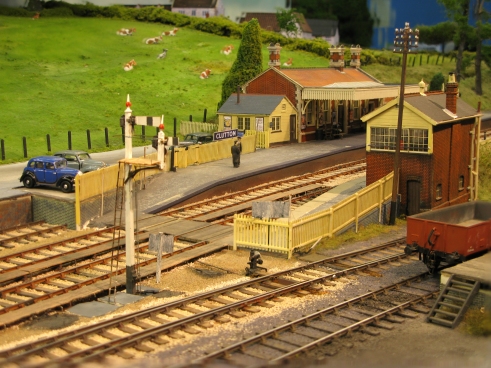 clutton-model-railway